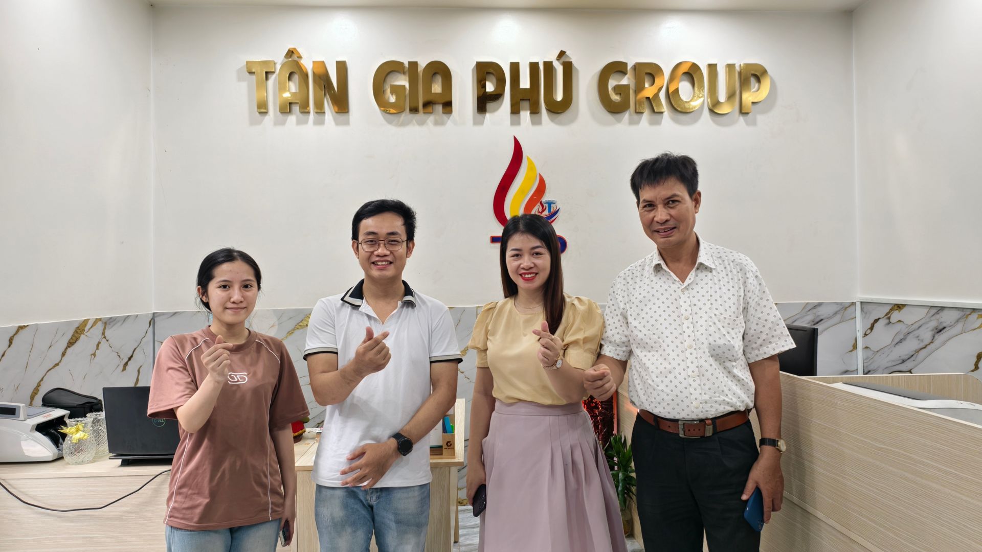 gap-go-tan-gia-phu